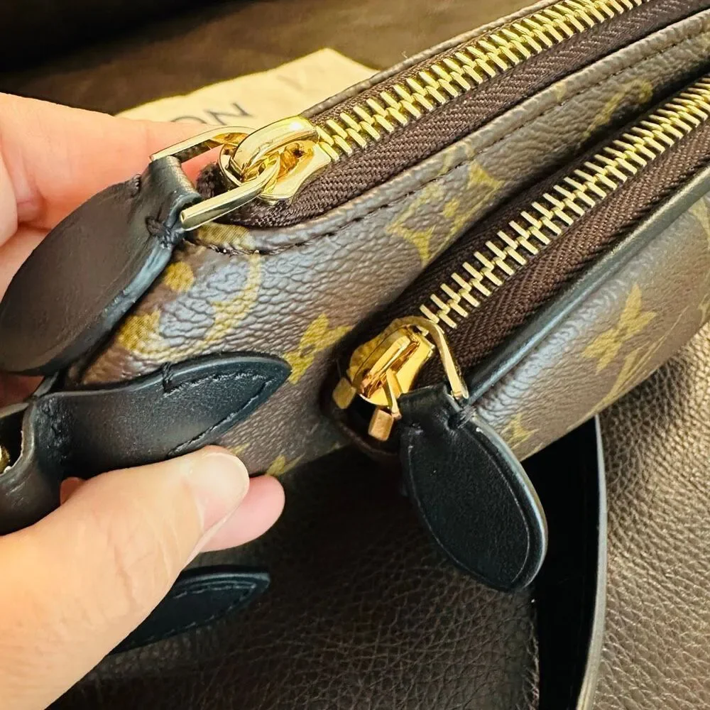 Louis Vuitton Keepit Bumbag - Picture 7 of 16